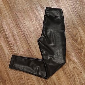 NWOT Faux leather skinny/leggings